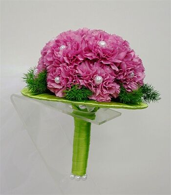 bukiet ślubny biedermeier różowy z zieloną kryzą